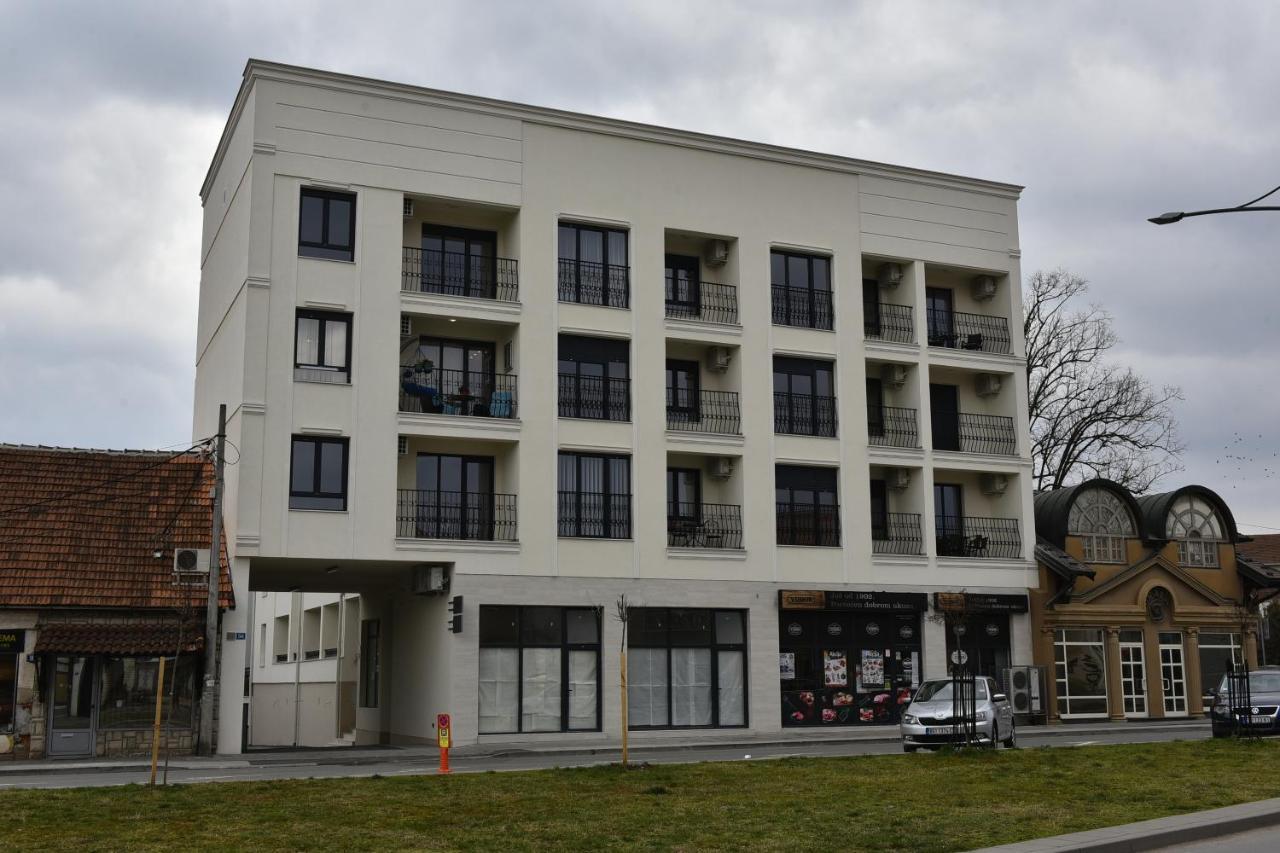 Grand Lux Apartman Чачак Экстерьер фото